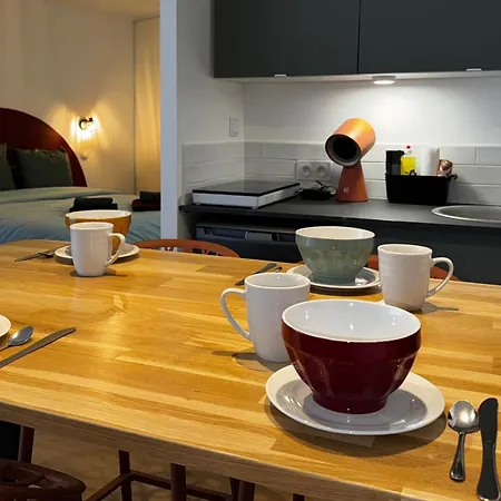 La Maison De Clocheville - Confort Apartment *