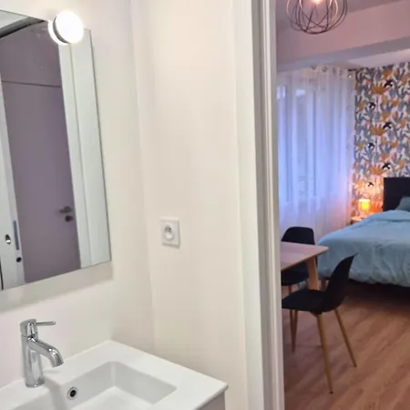 La Maison De Clocheville - Confort Appartement *
