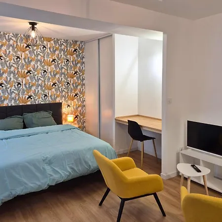 La Maison De Clocheville - Confort Apartament