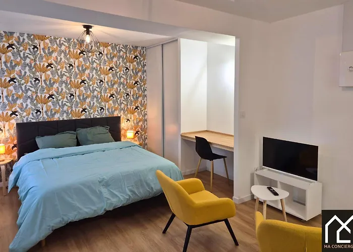 La Maison De Clocheville - Confort Apartment