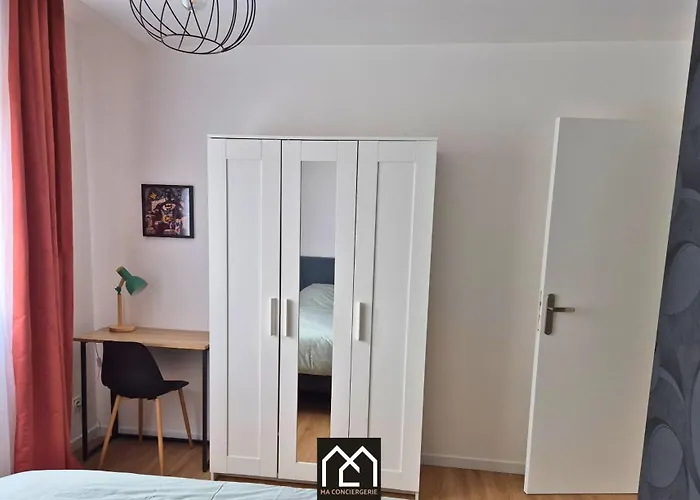 La Maison De Clocheville - Confort Apartment *
