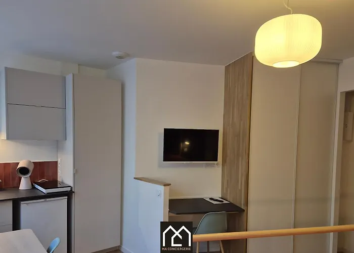 La Maison De Clocheville - Confort Apartment *